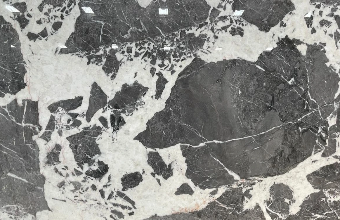 Quartzite luxury living space